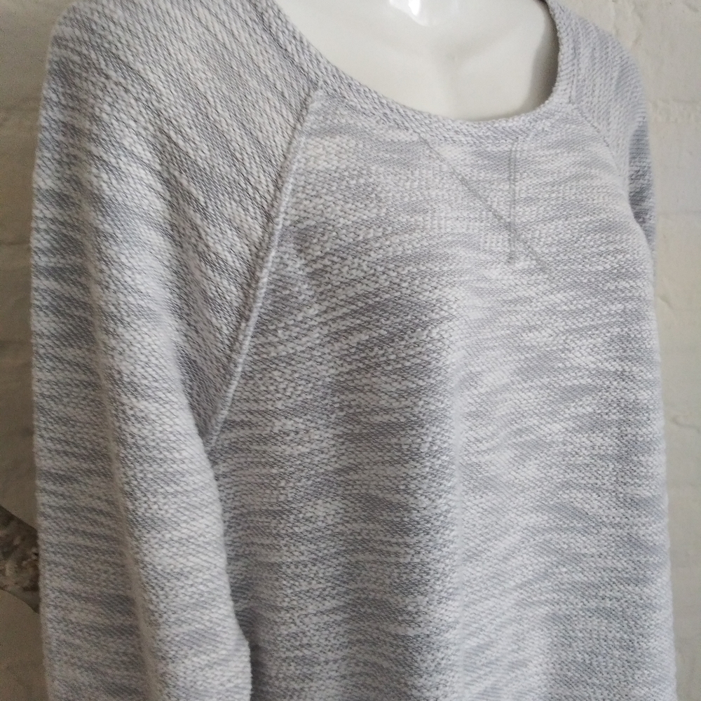 XL Textured Gray Sweater